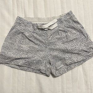 Lululemon White & Blue patterned shorts